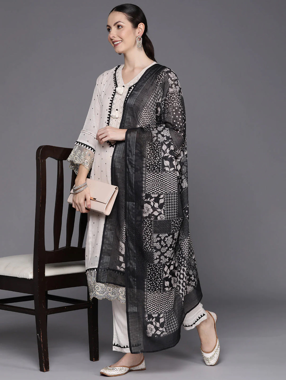 Cream Floral Embroidered Regular Thread Work Linen Kurta with Trousers & Dupatta Indo-Silae