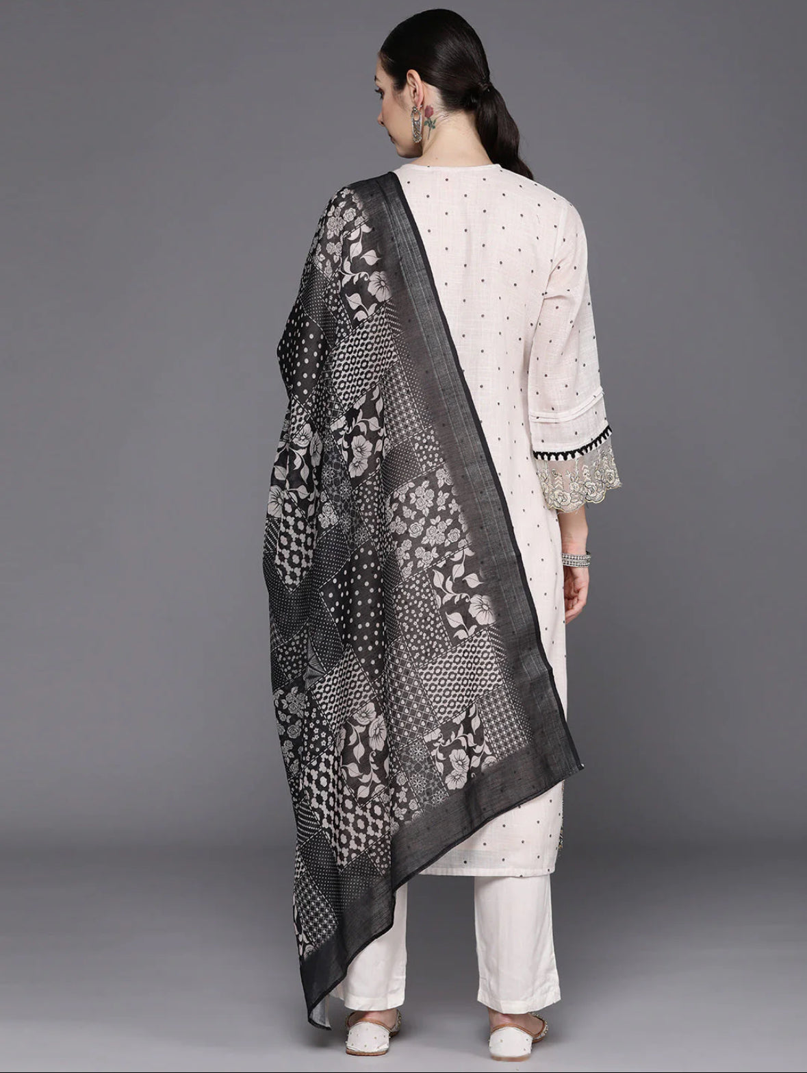 Cream Floral Embroidered Regular Thread Work Linen Kurta with Trousers & Dupatta Indo-Silae
