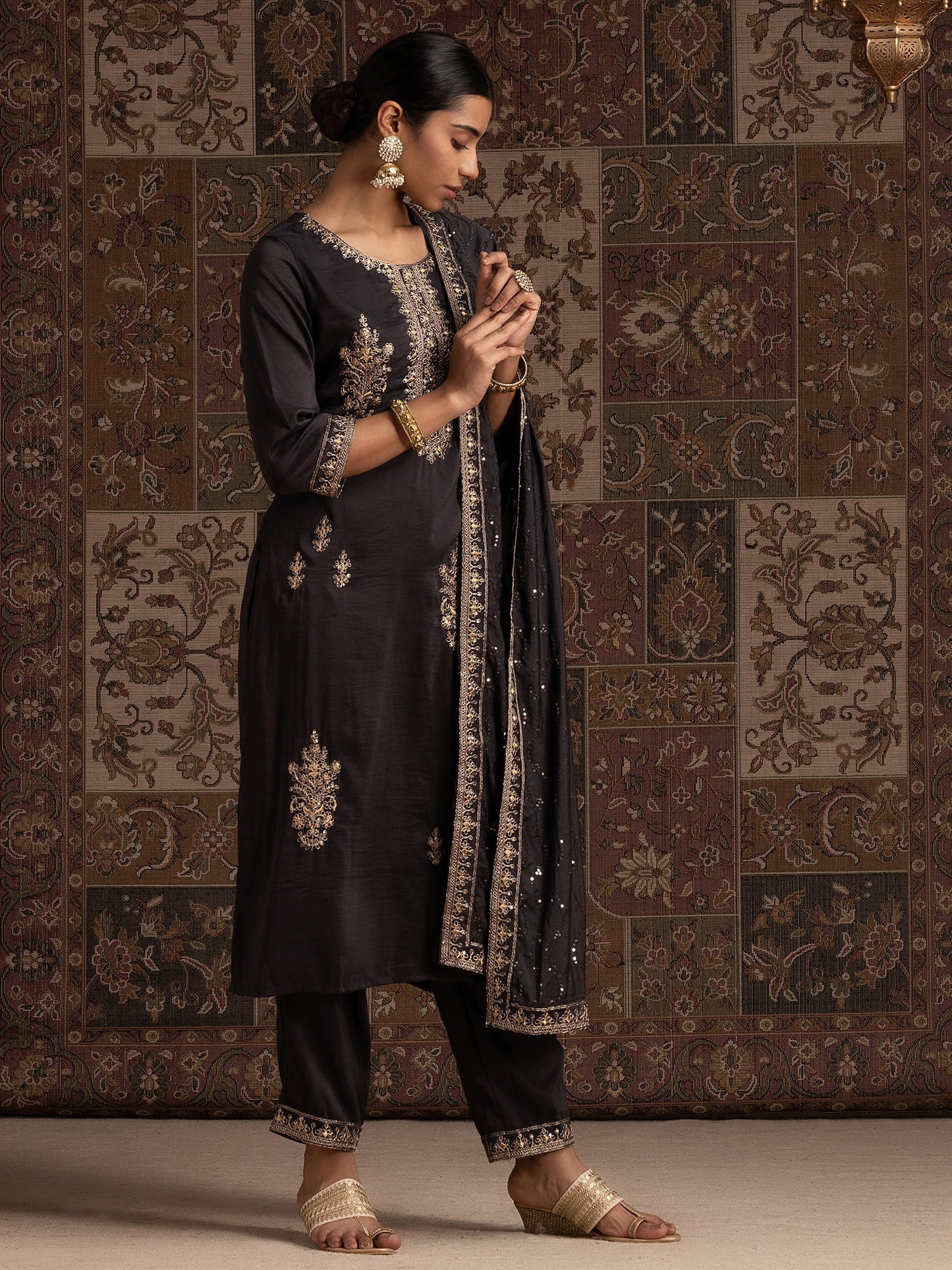Indo Era Grey Floral Embroidered Regular Sequinned Kurta With Trousers & Dupatta