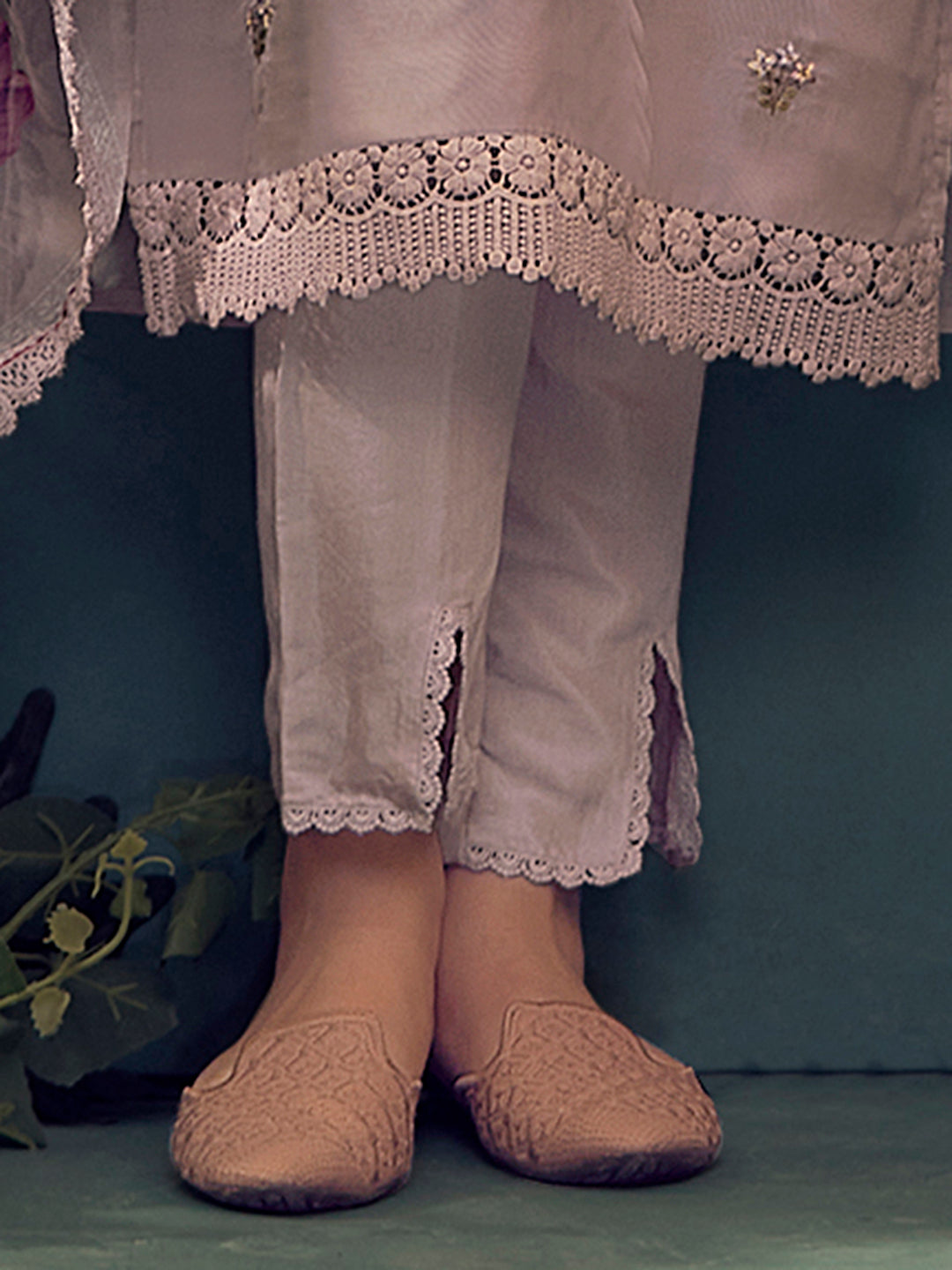 Mauve, purple & green embroidered Kurta with Trousers with dupatta Set