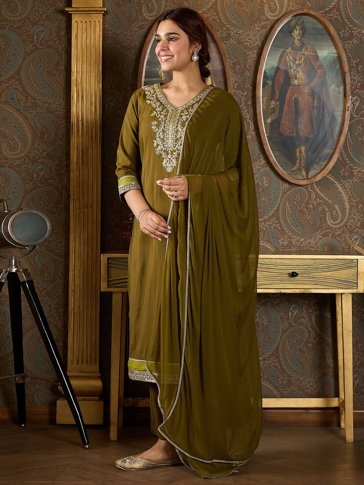 Indo Era Green Embroidered Straight Kurta Trousers With Dupatta set
