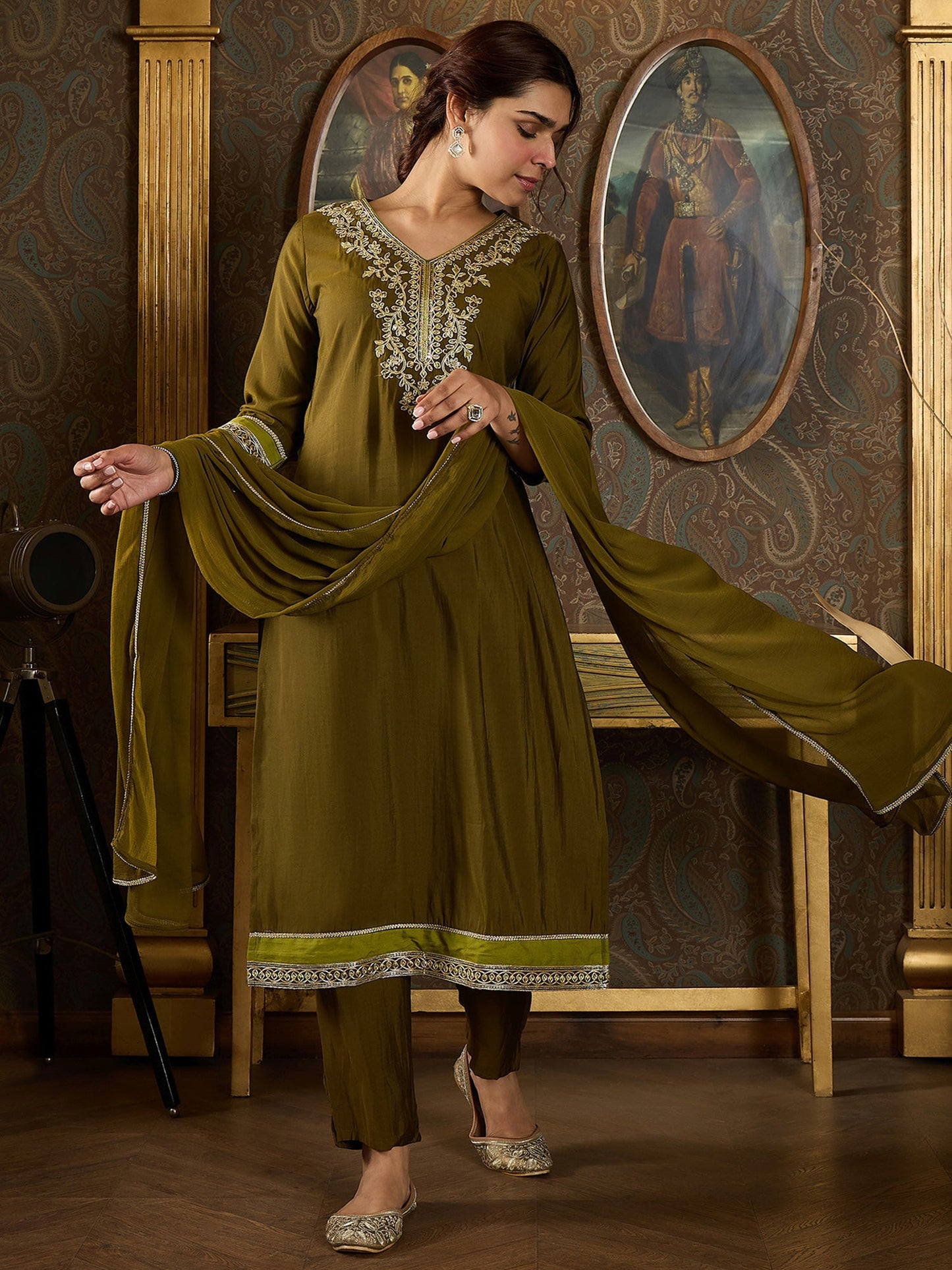 Indo Era Green Embroidered Straight Kurta Trousers With Dupatta set