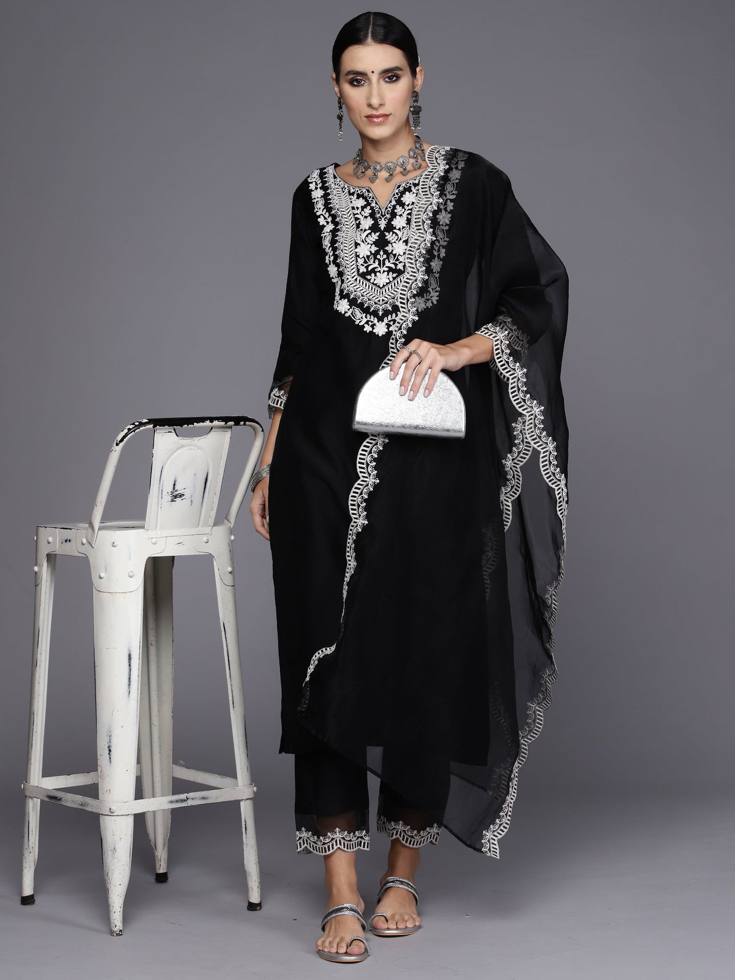 Indo Era Floral Yoke Design Regular Thread Work Liva Kurta with Trousers & Dupatta