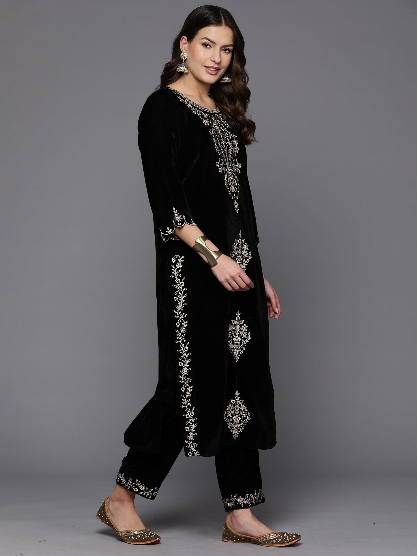 Black Embroidered Straight Kurta Trousers With Dupatta set