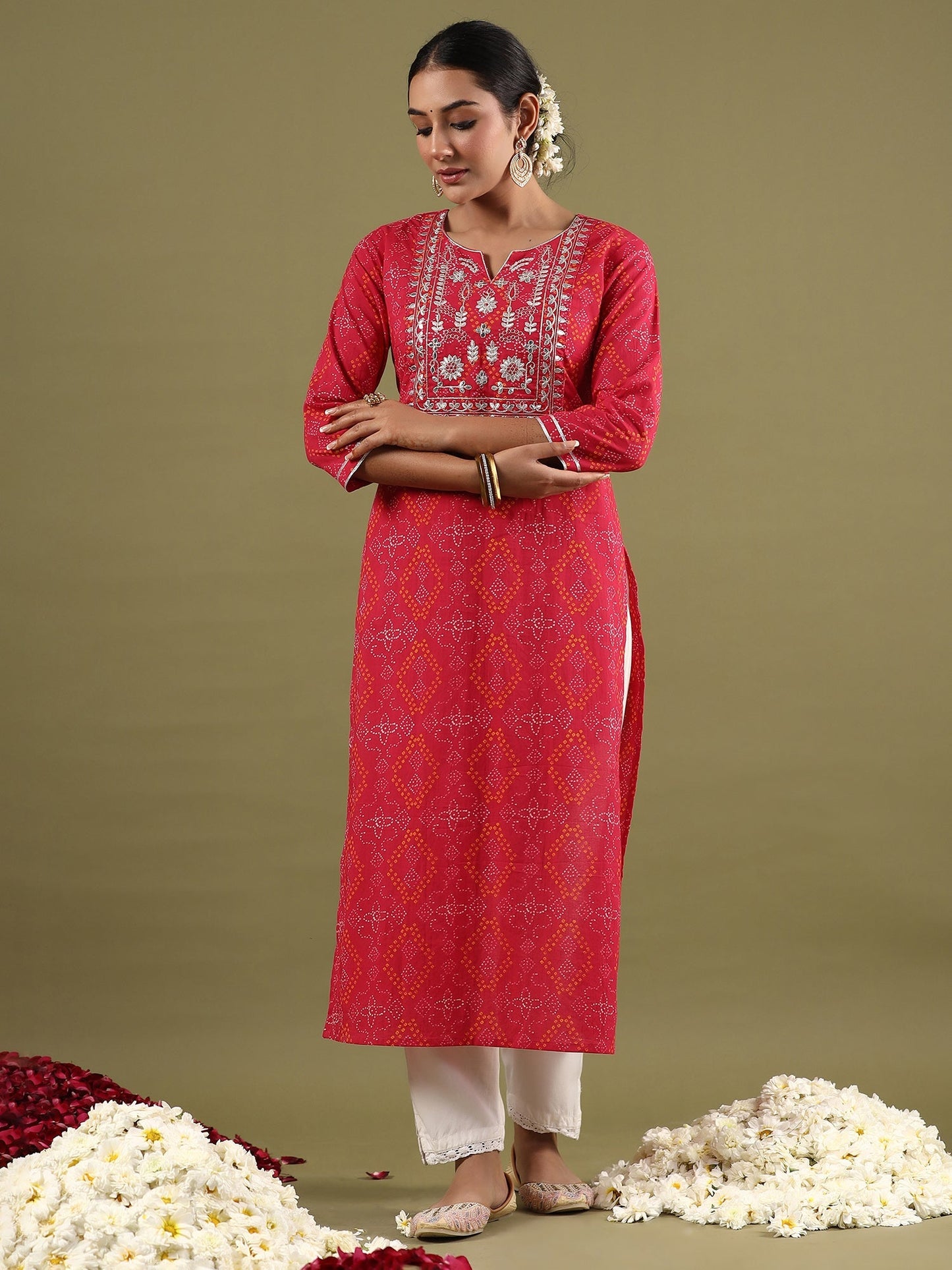 Indo Era Magenta Embroidered Straight Kurtas