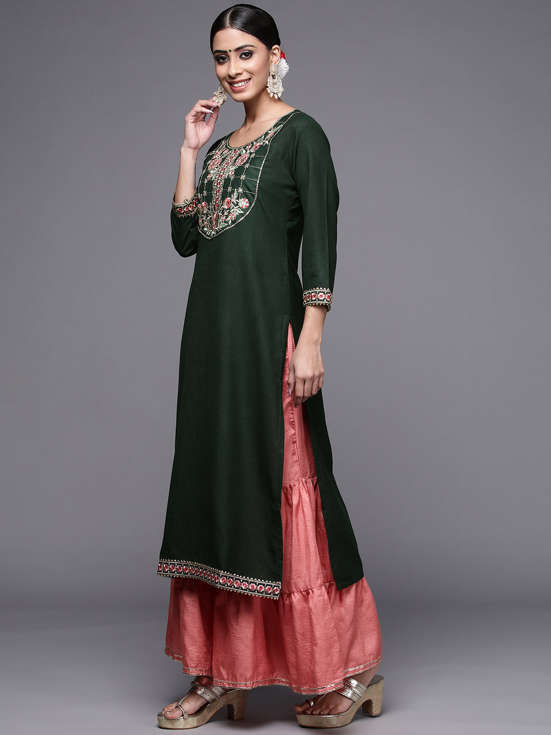 Indo Era Green Solid Straight Kurtas