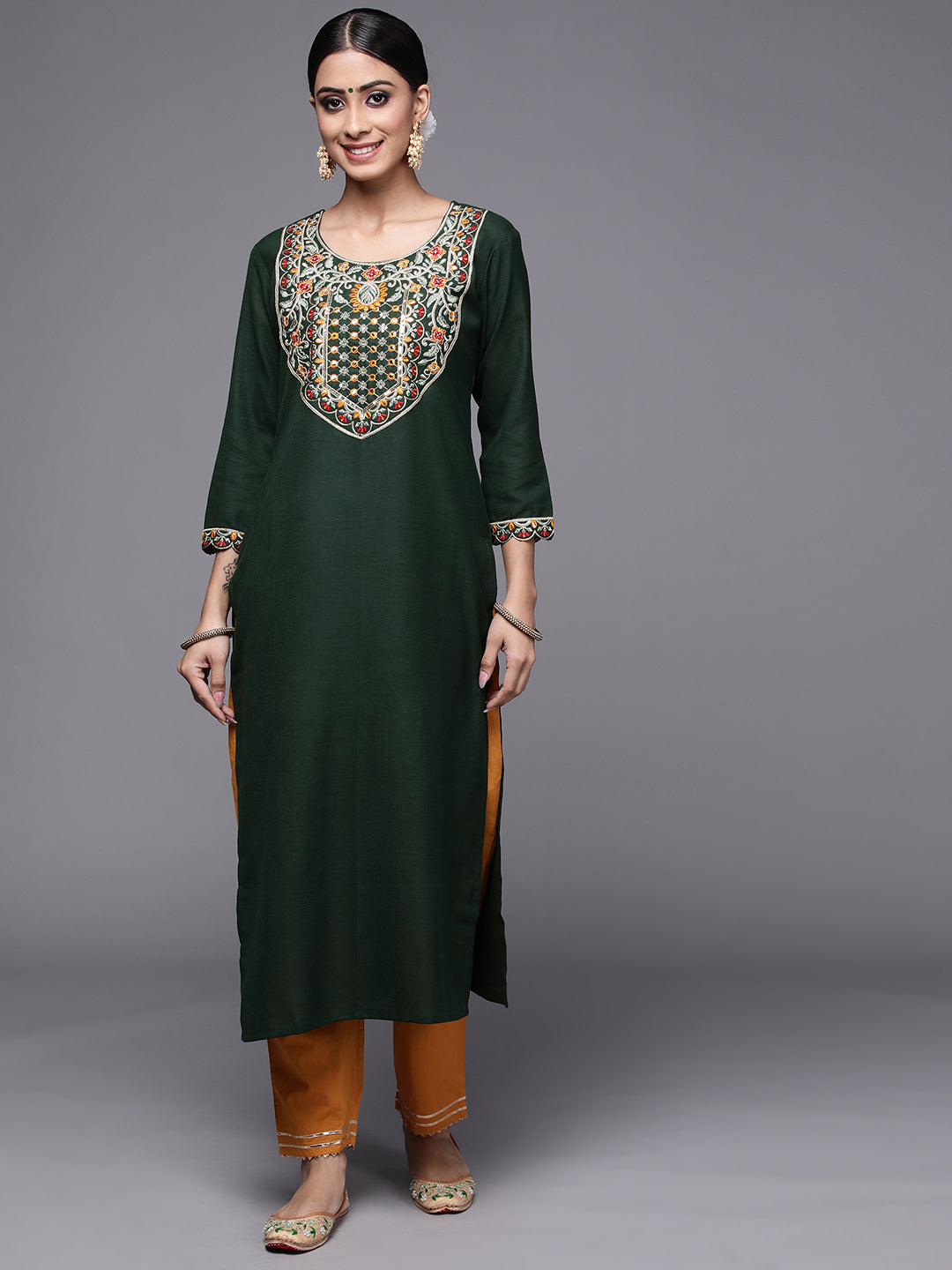 Indo Era Green Solid Straight Kurtas