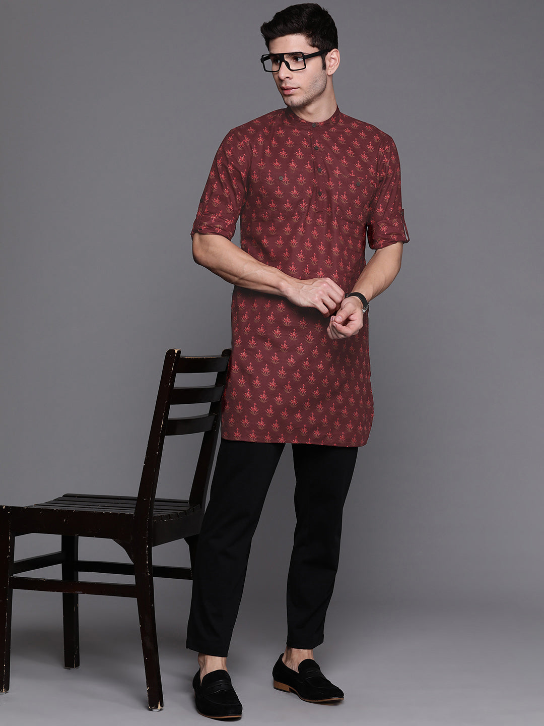Maroon Ethnic Motifs Cotton Straight Kurtas