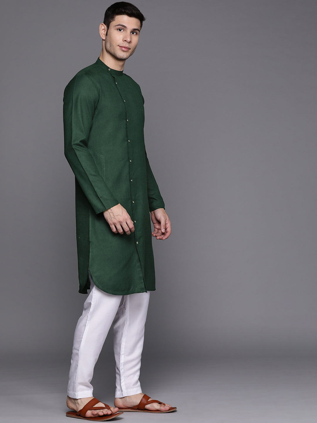 Indo Era Green Solid Cotton Blend Straight Kurtas