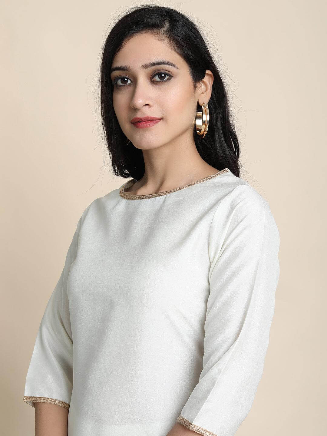 Off-White Poly Silk Solid Kurta With Pant And Dupatta Silae