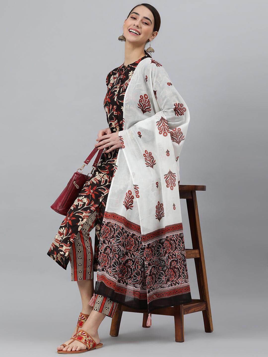 Black Cotton Botanical Print Kurta With Pant And Dupatta Silae