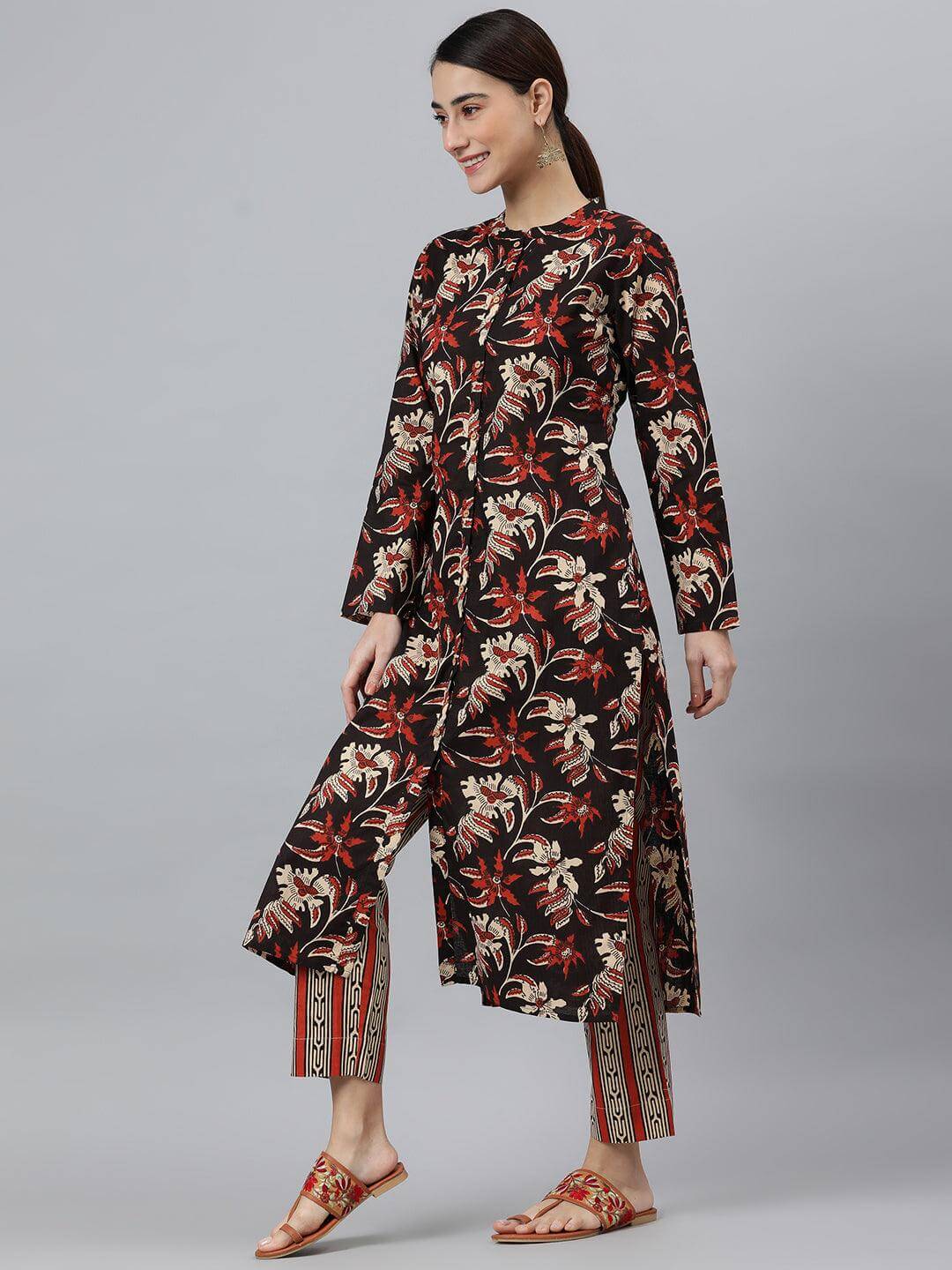 Black Cotton Botanical Print Kurta With Pant And Dupatta Silae
