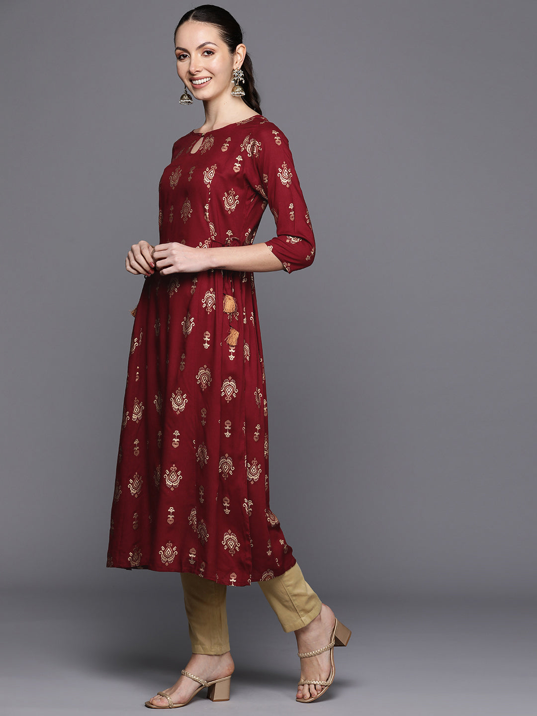 Maroon Ethnic Motifs Printed Tie-Up Detail A-Line Kurta