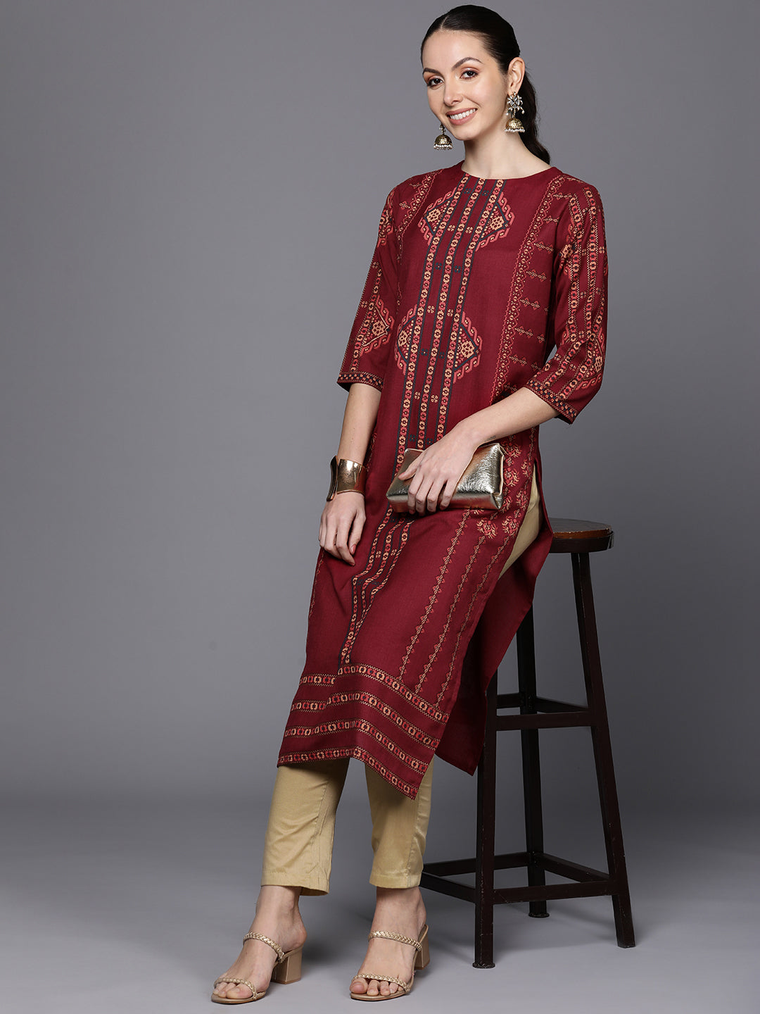 Maroon Ethnic Motifs Foil Printed Straight Kurta