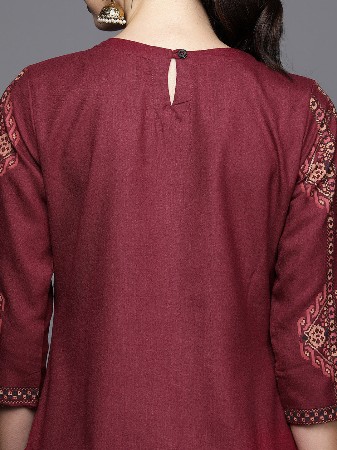Maroon Ethnic Motifs Foil Printed Straight Kurta