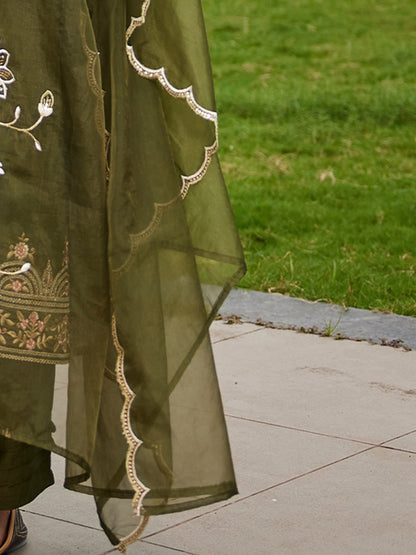 Indo Era Green Embroidered Straight Kurta Trousers With Dupatta Set