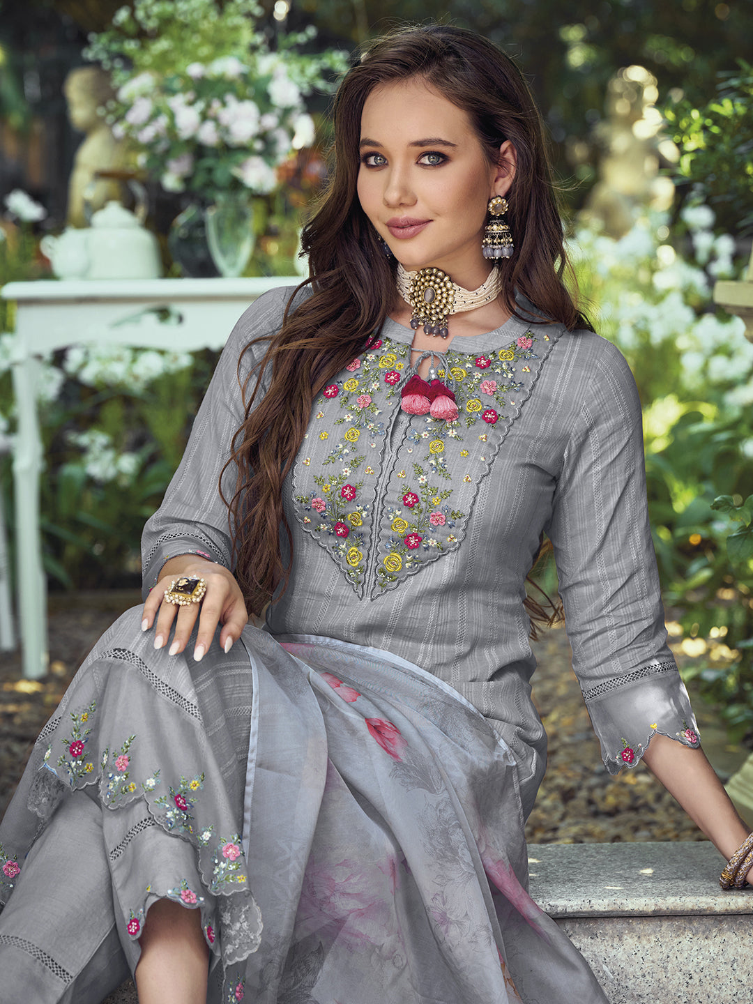 Indo Era Grey & Red Floral Embroidered Regular Pure Cotton Kurta With Trousers & Dupatta