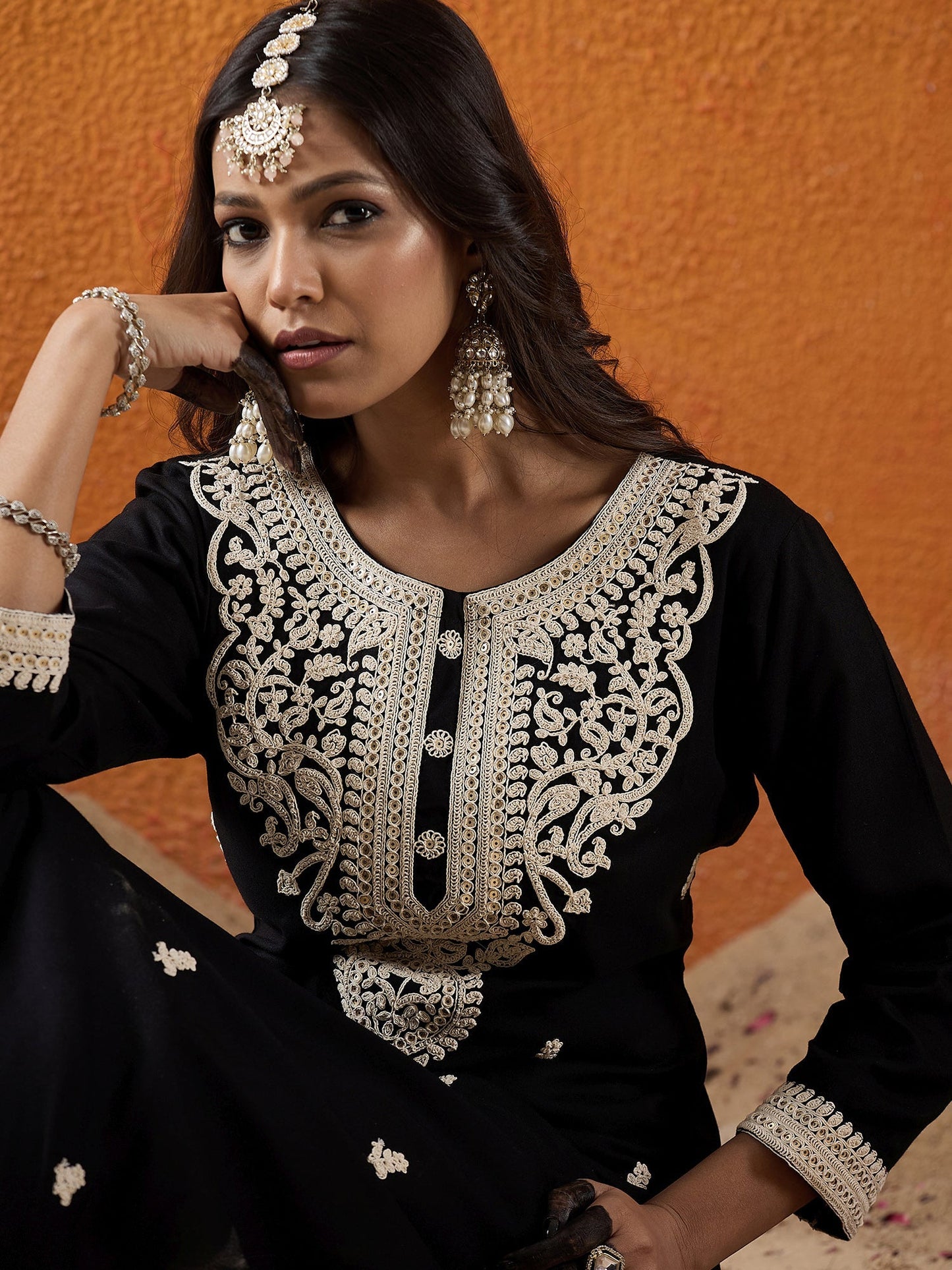 Black Embroidered Straight Kurtas