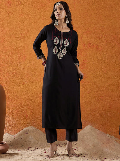 Black Embroidered Straight Kurtas