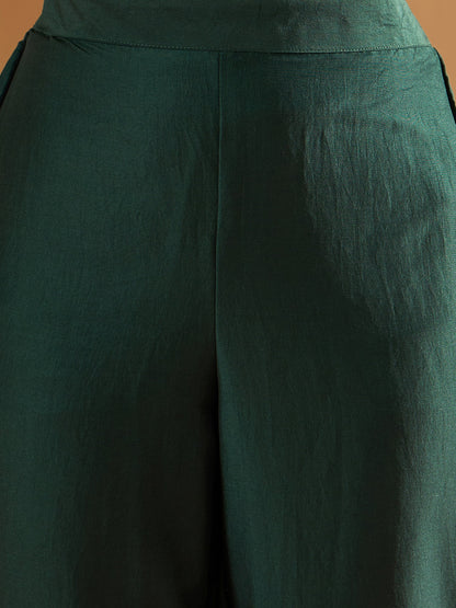 Indo Era Green Embroidered Straight Kurta Trousers With Dupatta set