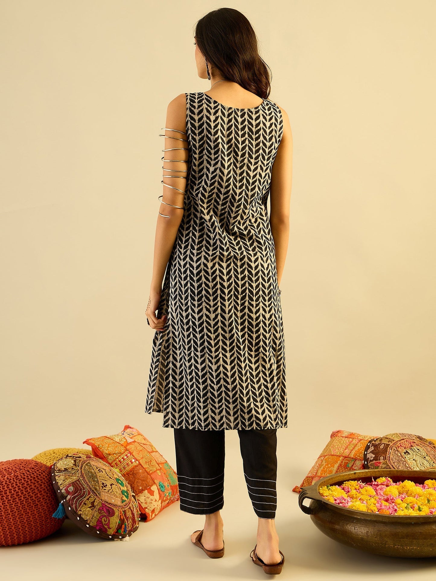 Indo era Black Printed Straight Kurtas