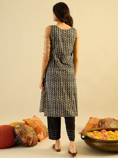 Indo era Black Printed Straight Kurtas