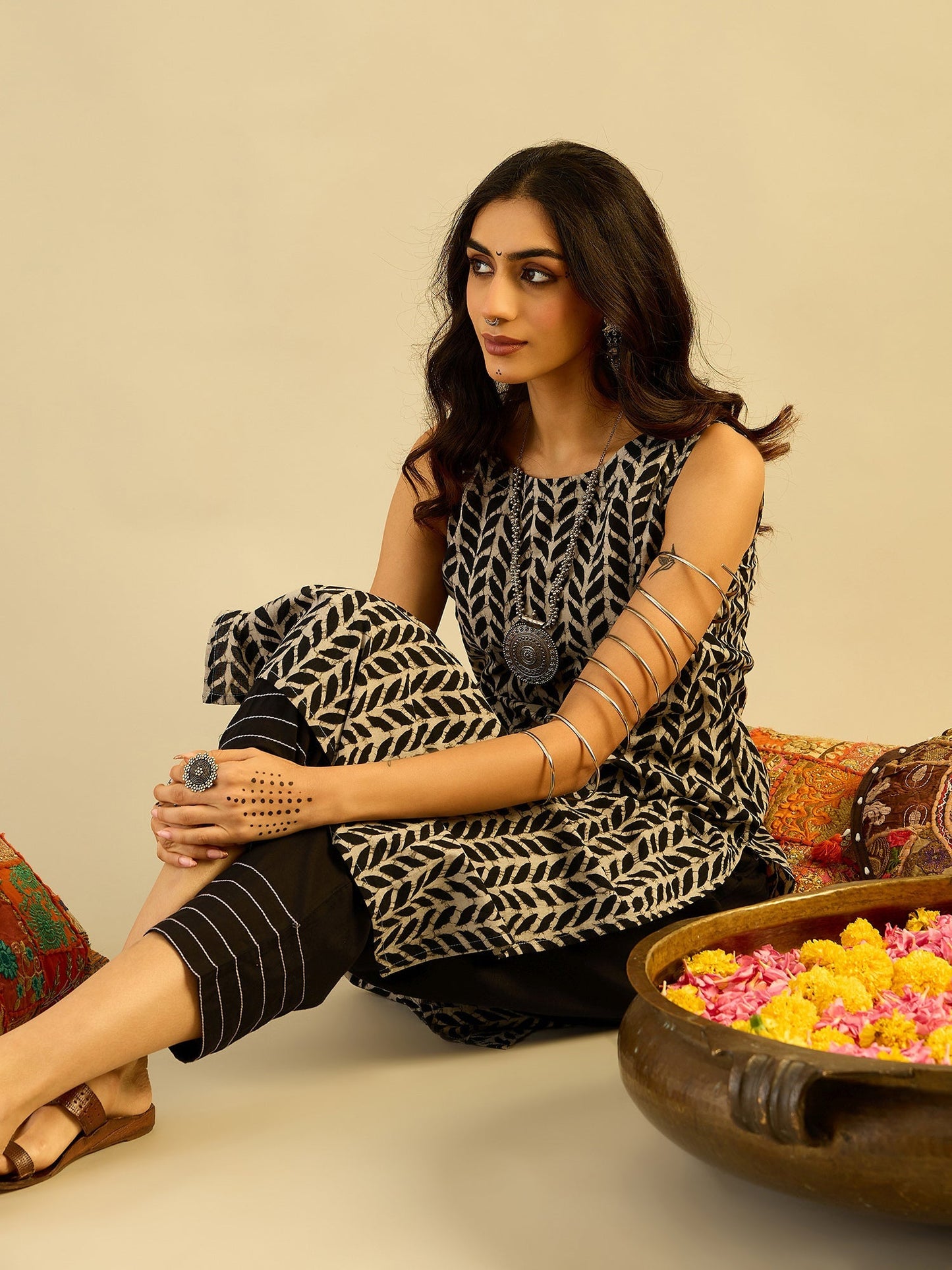 Indo era Black Printed Straight Kurtas