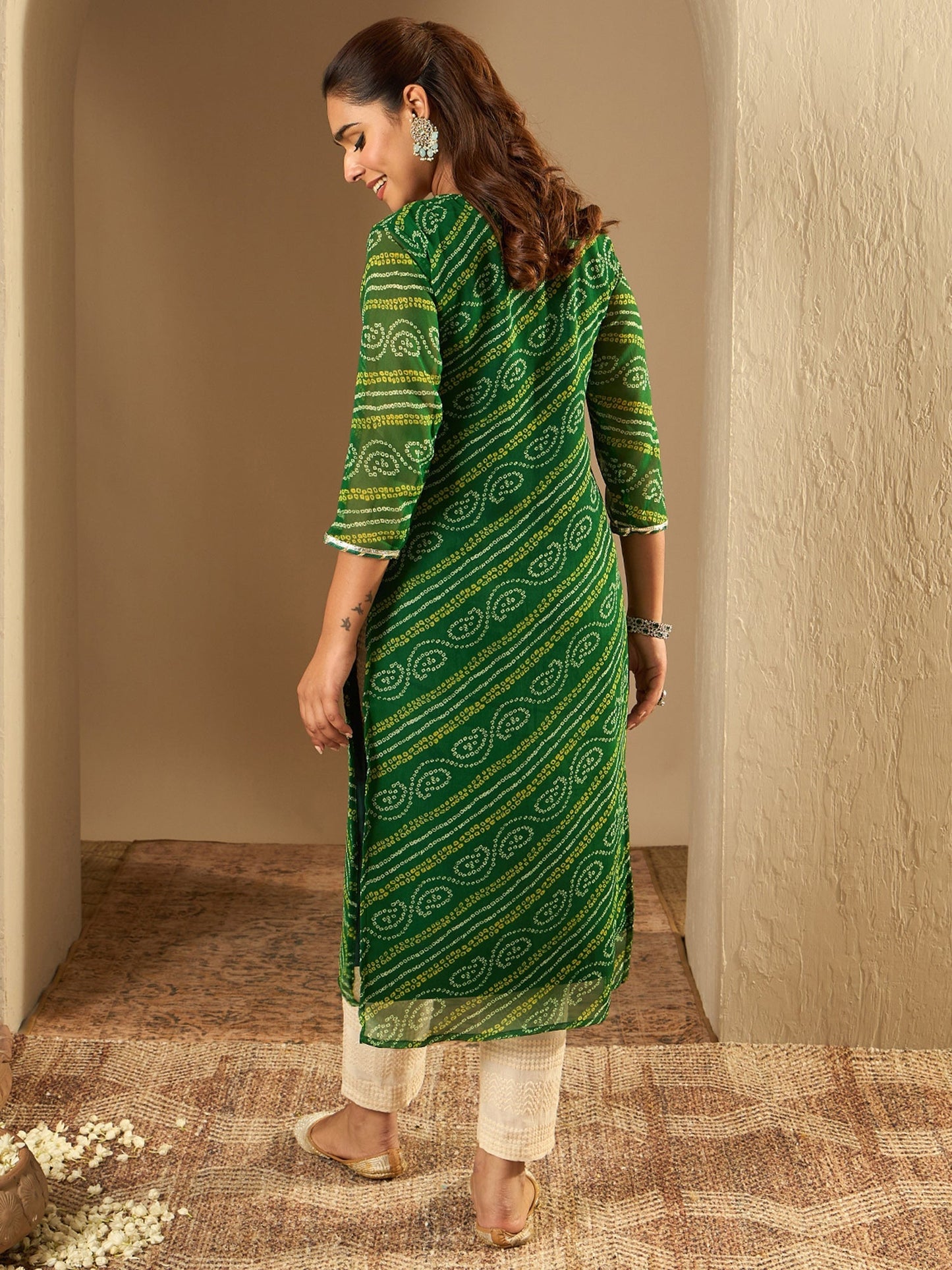 Indo Era Green Printed Straight Kurtas