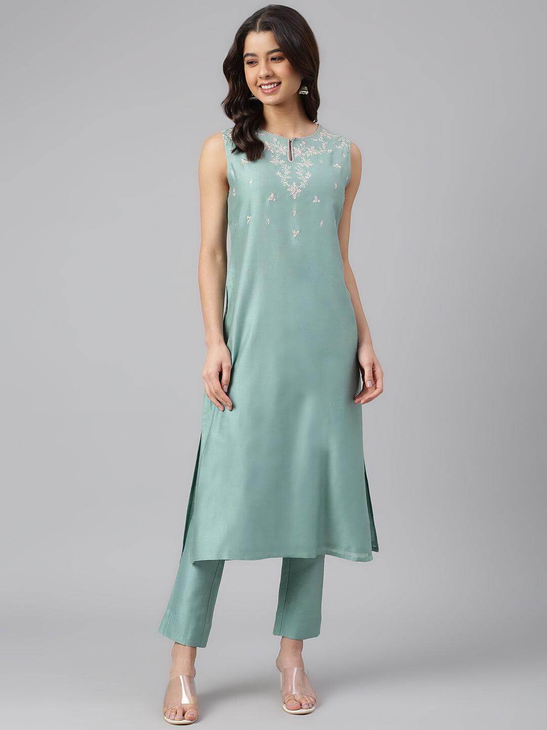 Sea Green Chanderi Silk Solid Kurta With Pant