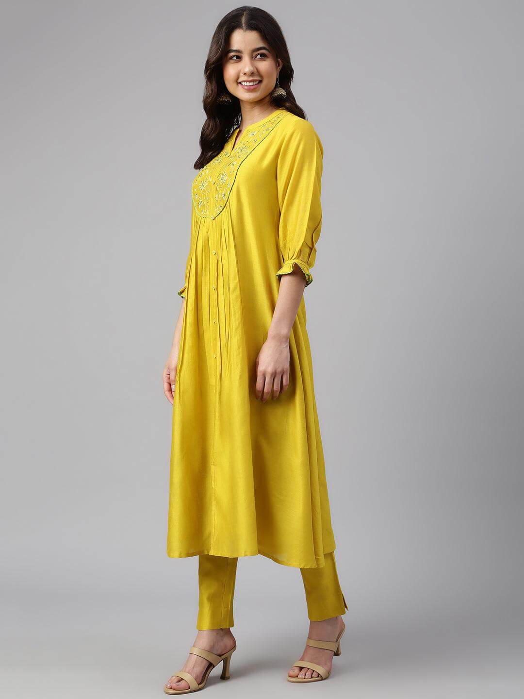 Yellow Crepe Silk Solid Kurta With Pant
