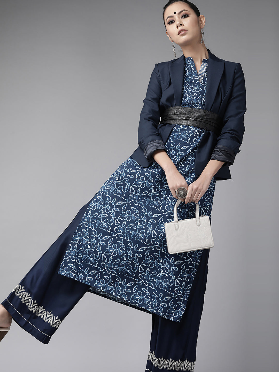 Indo Era Navy Blue Ethnic Motifs Printed Indigo Straight Kurta