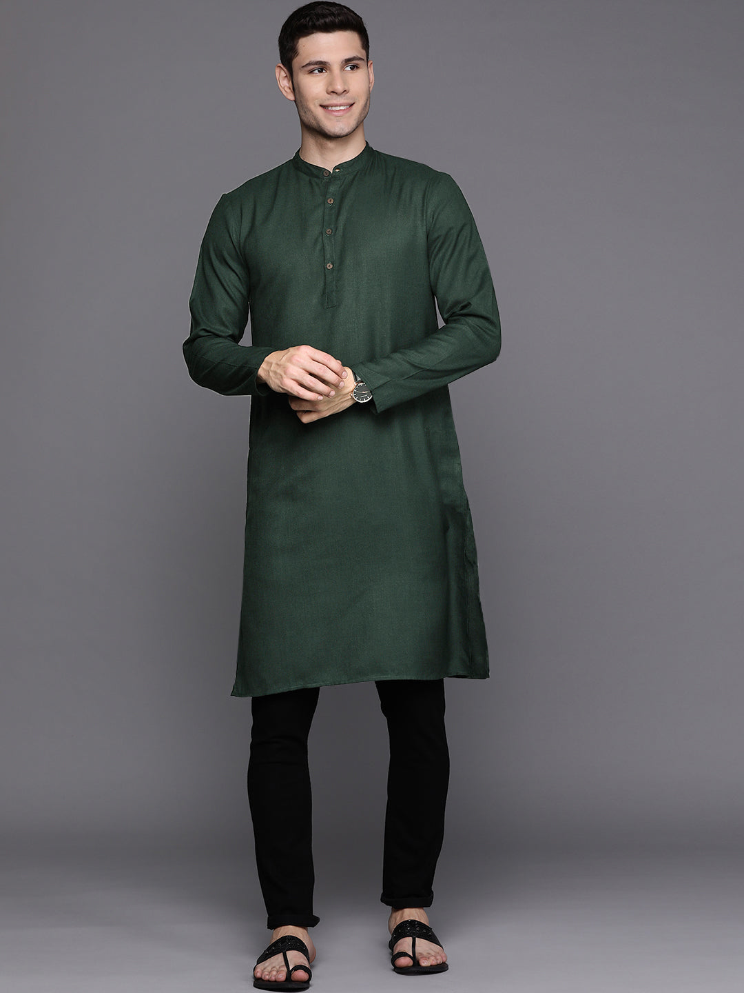 Indo Era Green Solid Cotton Blend Straight Kurtas