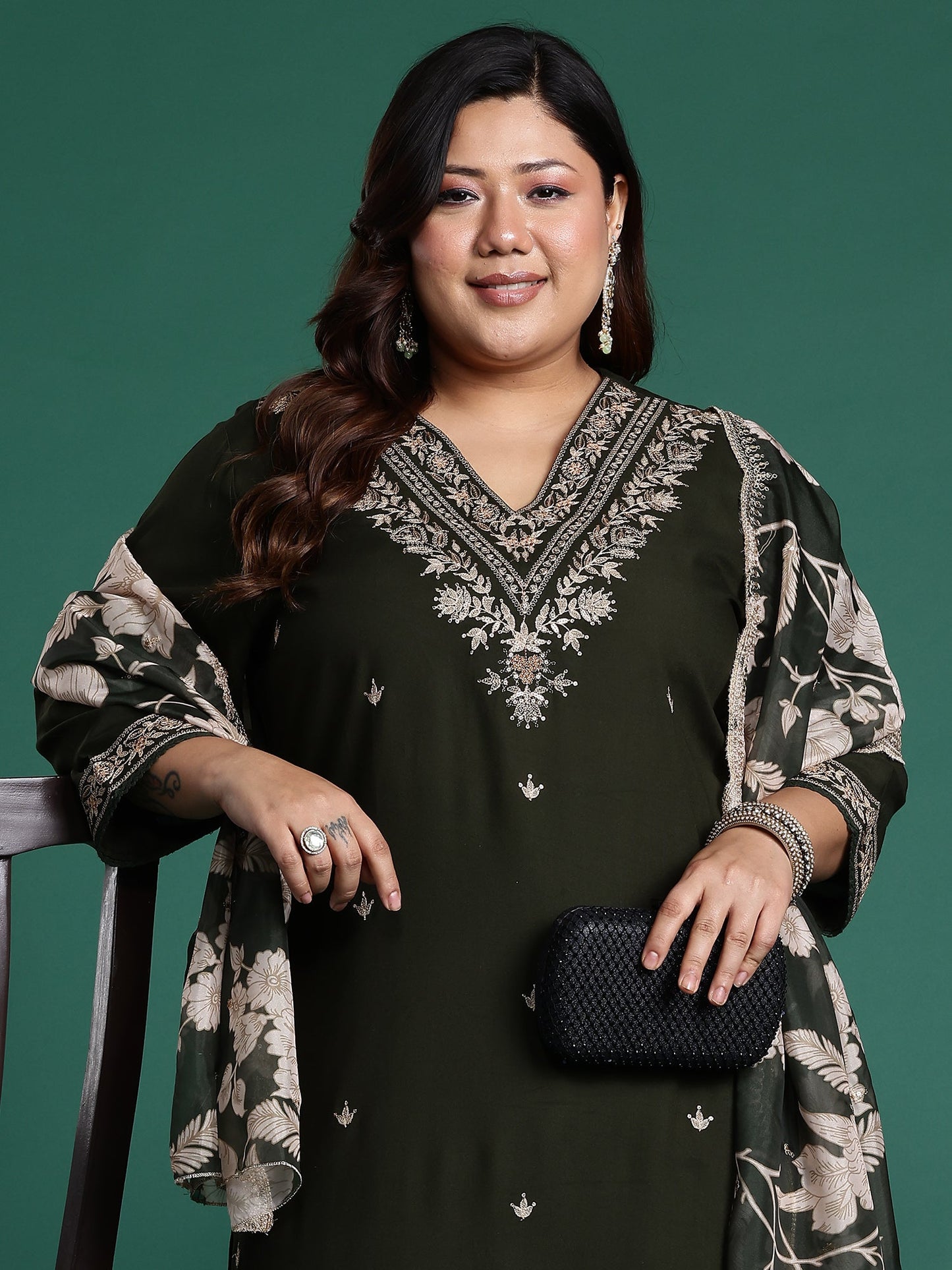Green Embroidered Straight Kurta Salwar With Dupatta Set