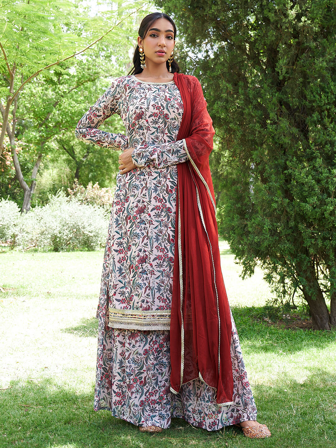 Women's Beige Georgette Digital Floral Printed Kurta With Palazzo And Dupatta