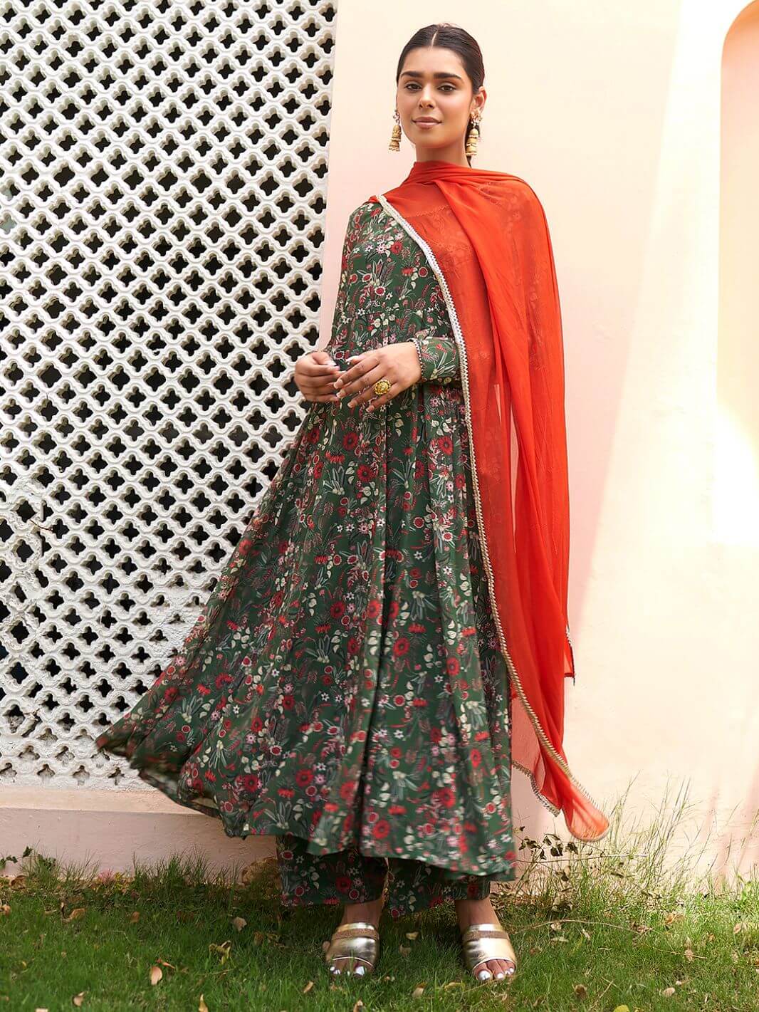 Women's Bottle Green Georgette Digital Floral Printed Kurta With Palazzo And Dupatta