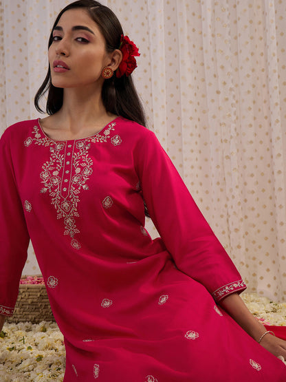 Indo Era Magenta Embroidered Straight Kurtas